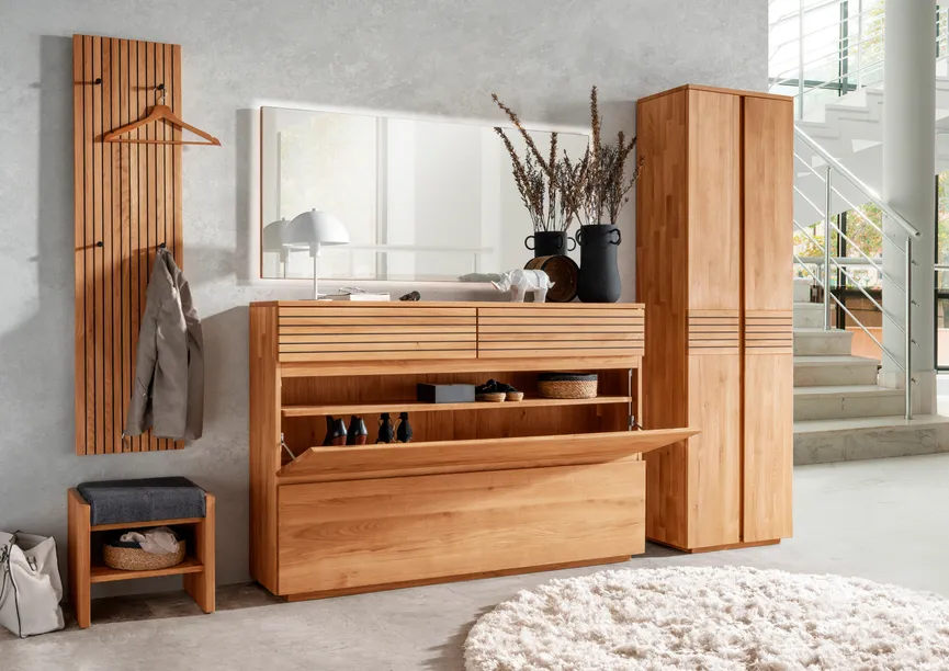 Schuhklappenschrank detail