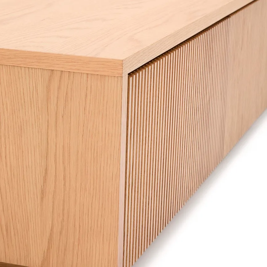 Lowboard detail