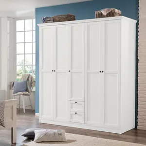 Kleiderschrank
