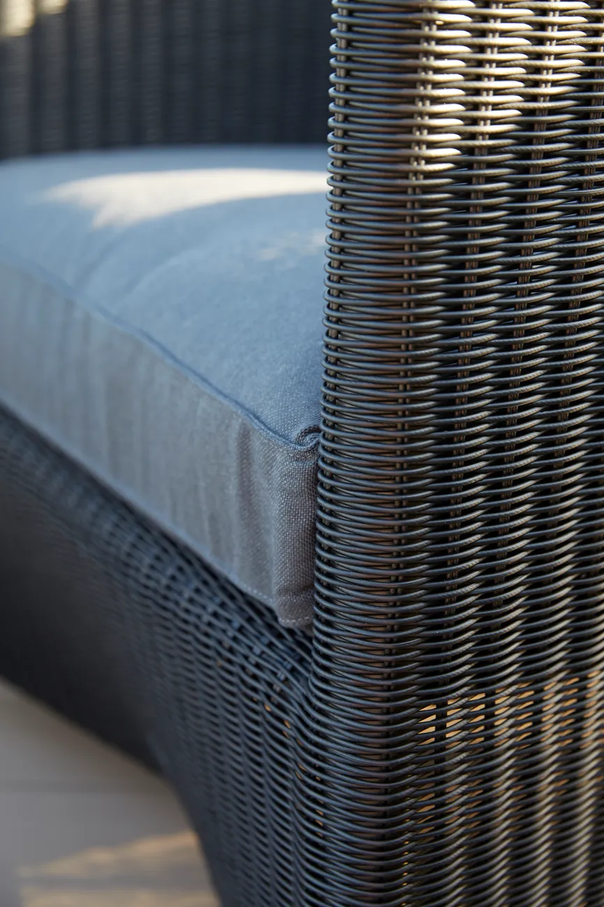 2-Sitzer Sofa inkl. Kissen detail