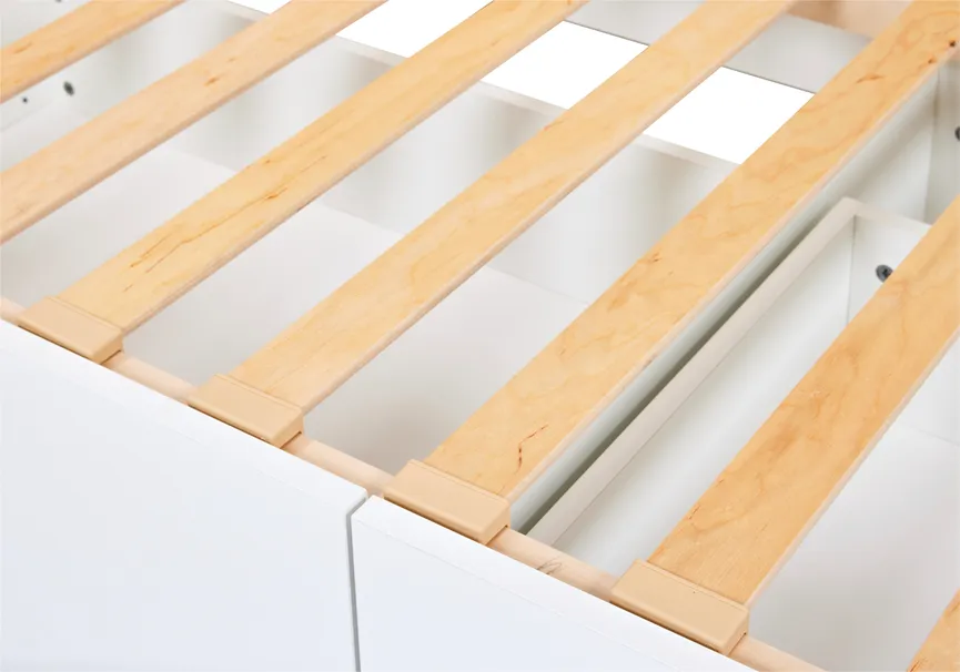 Bett 140x200 cm detail