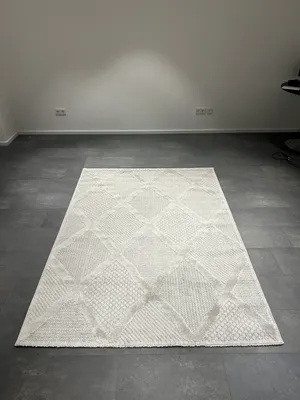 Uni-Teppich