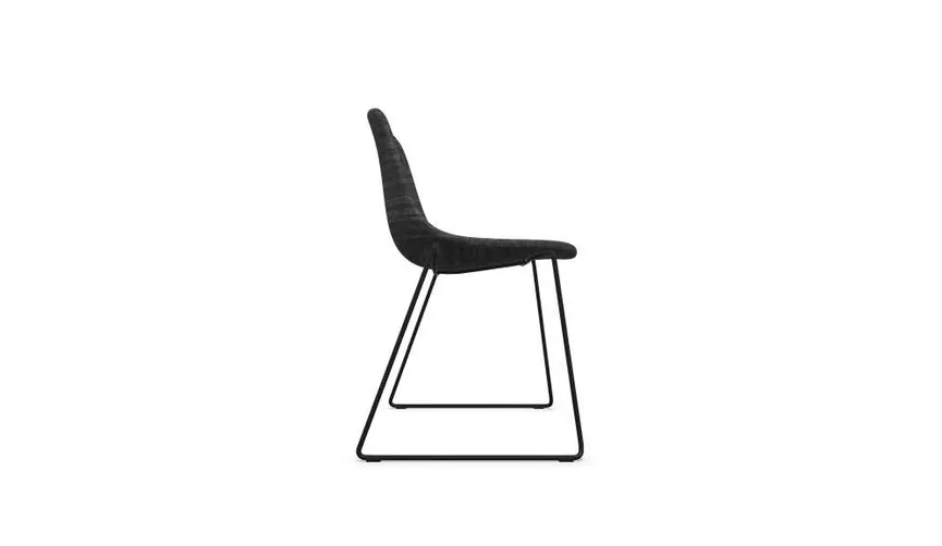 Stuhl Sled fully upholstered detail