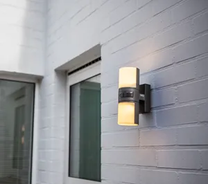 LED-Außenwandleuchte