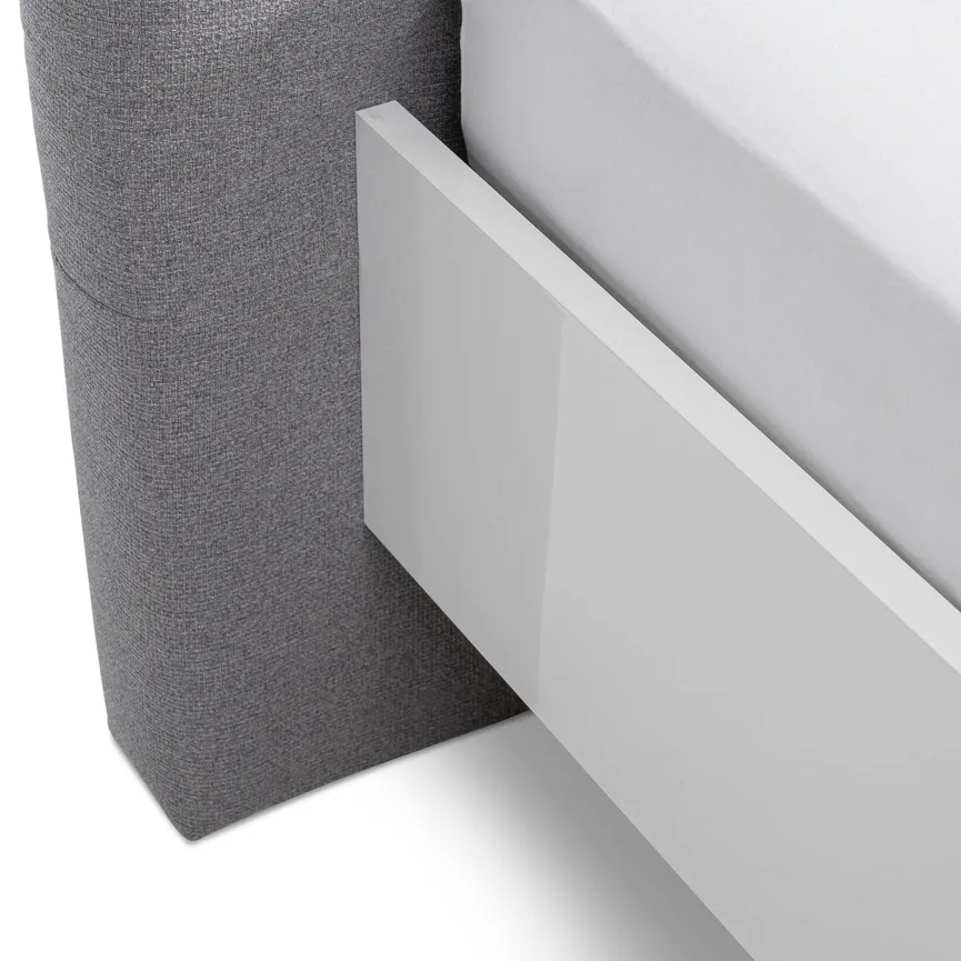 Bett, LF 180 x 200 cm detail