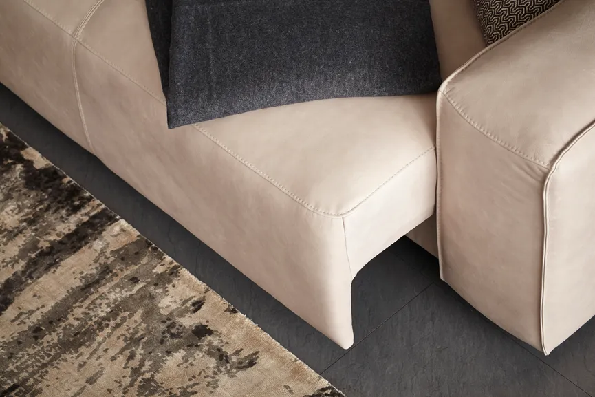 Poga+Motor klein Longchair detail