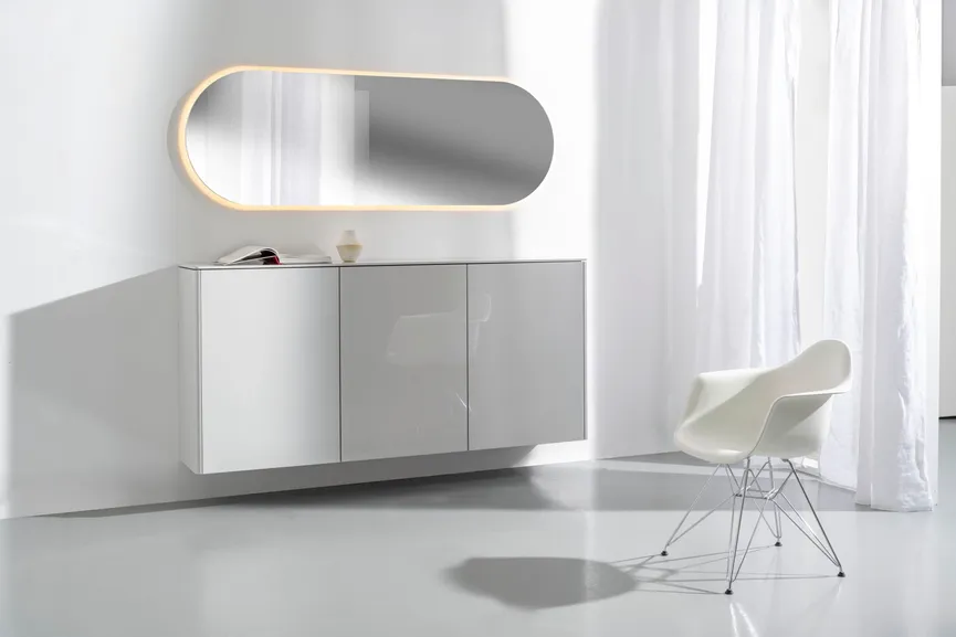 *Garderobe hauptaufnahme