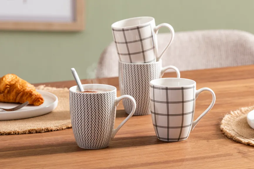 Becher "Karo-Kreise" 330 ml milieu