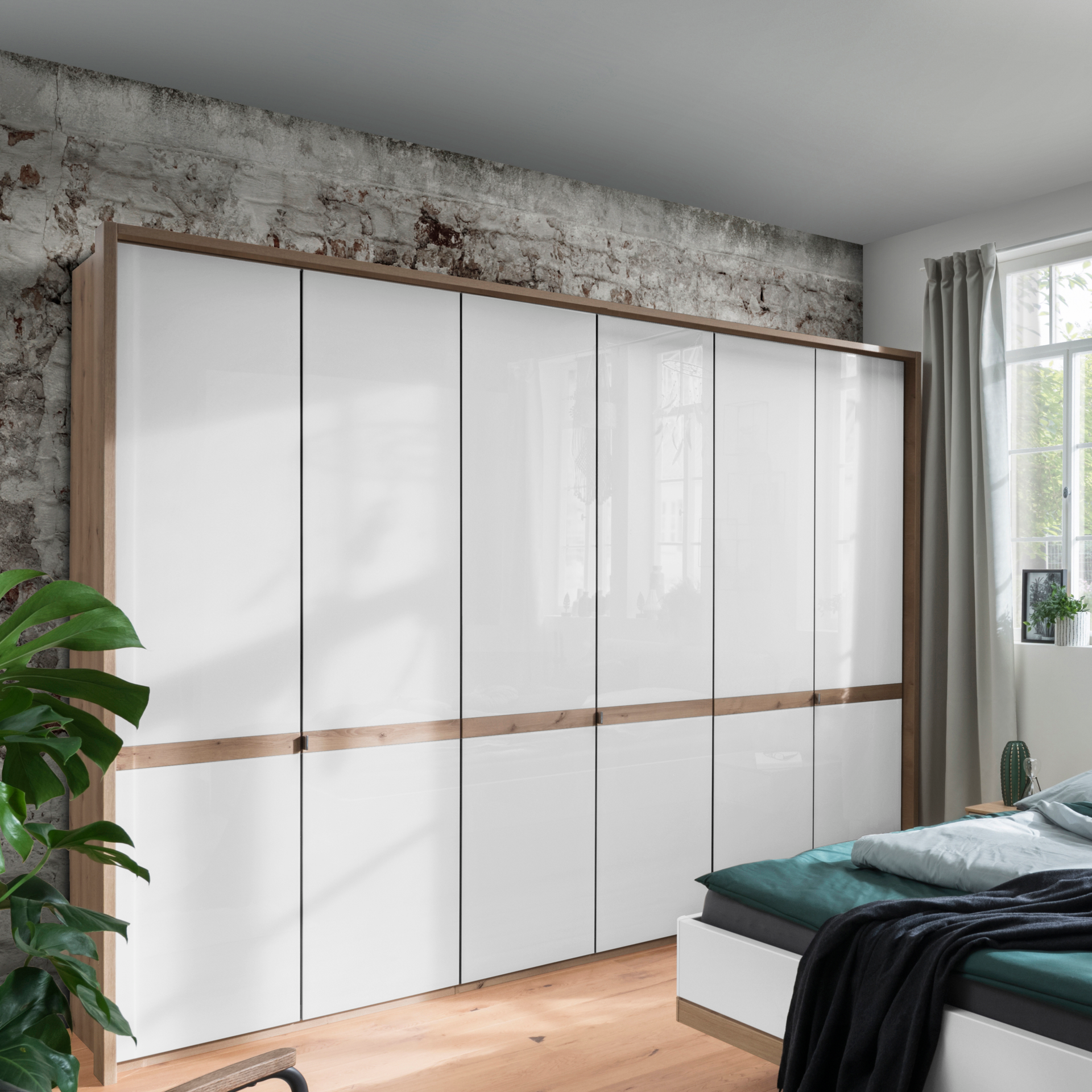 Kleiderschrank
