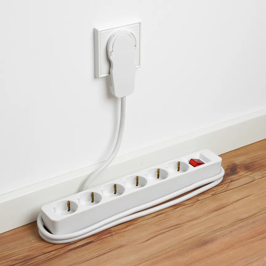 Steckdosenleiste 6-fach detail