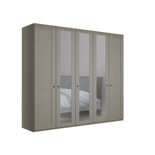 Kleiderschrank 