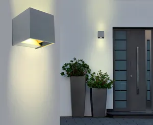 LED-Außenwandleuchte