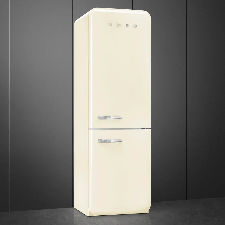 SMEG Kühl-/Gefrierkombination detail