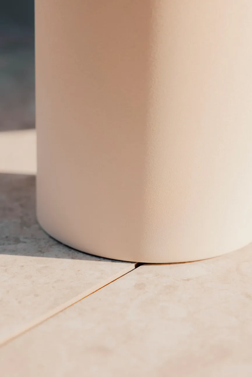 Beistelltisch detail