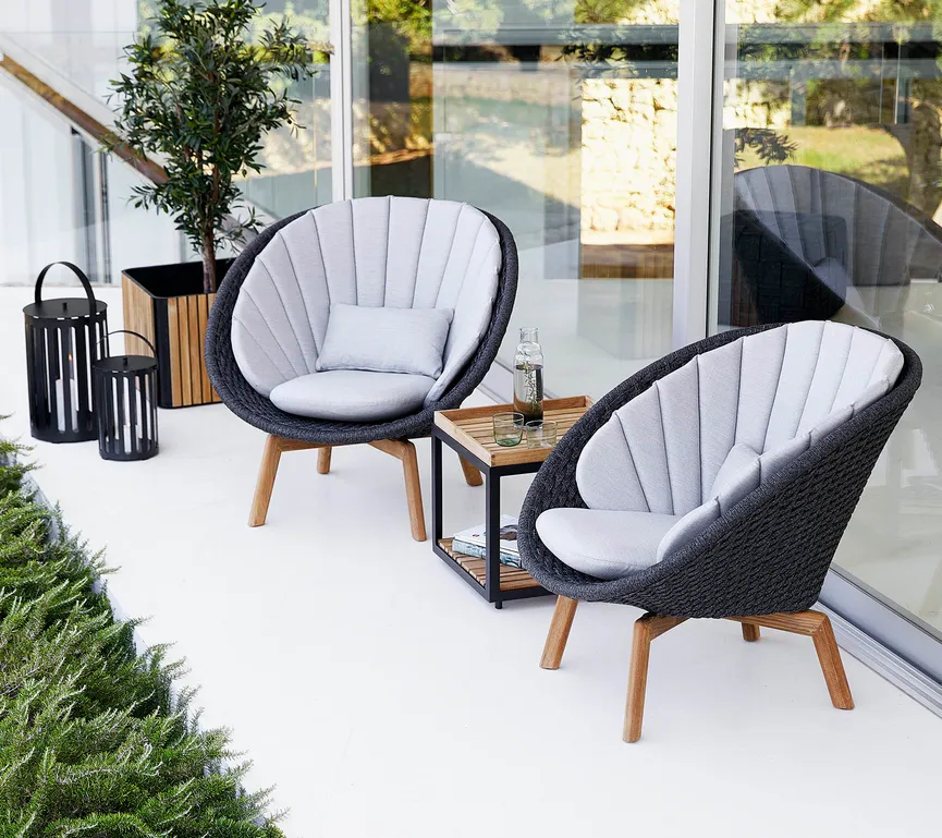 Lounge Sessel m. Teakbeine detail