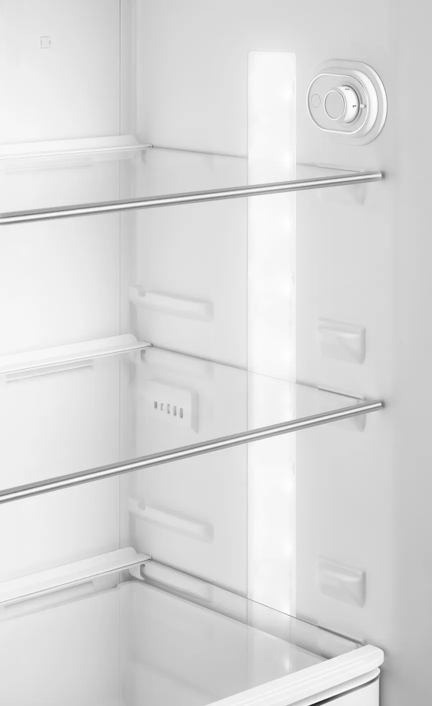 SMEG Kühl-/Gefrierkombination detail