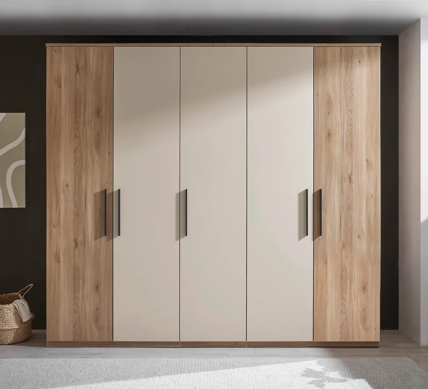 Drehtürenschrank, 5-trg. detail