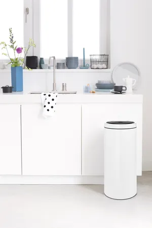 Touch Bin
