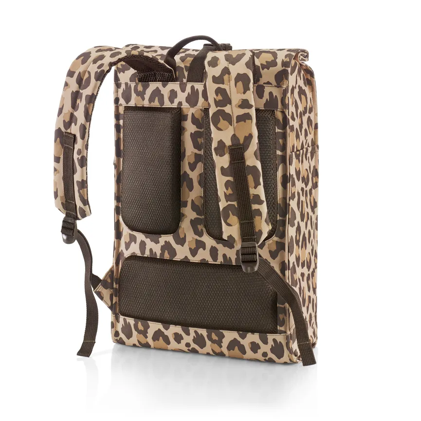 Urban Rolltop "leo macchiato" detail