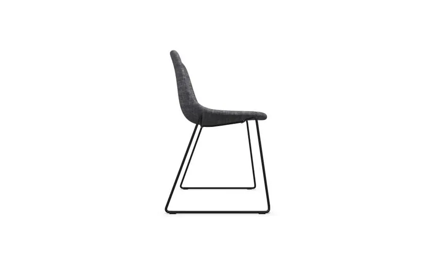 Stuhl Sled fully upholstered detail