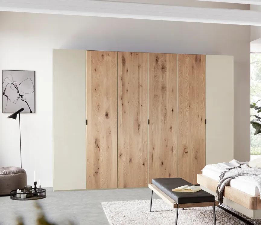 Drehtürenschrank 6-trg. hauptaufnahme