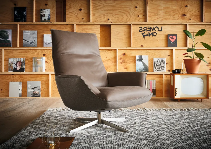 Sessel mit Drehfuß (A) detail