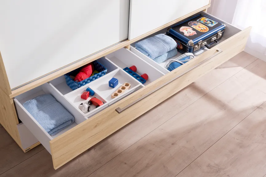 Schiebetürenschrank 2-trg. detail