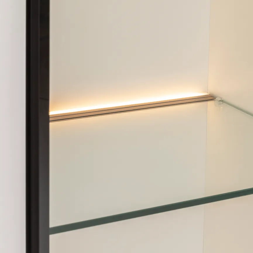 Vitrine detail