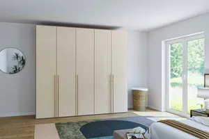 Kleiderschrank