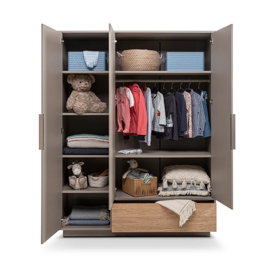 Kleiderschrank detail