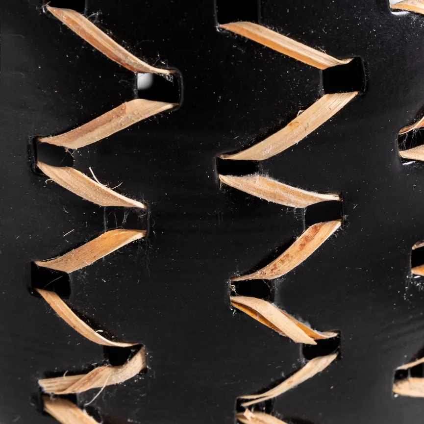 Teelichthalter M schwarz-natur detail