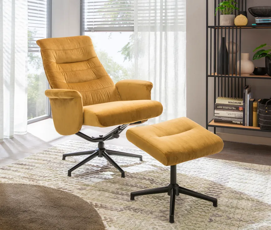 Relaxsessel + Hocker detail