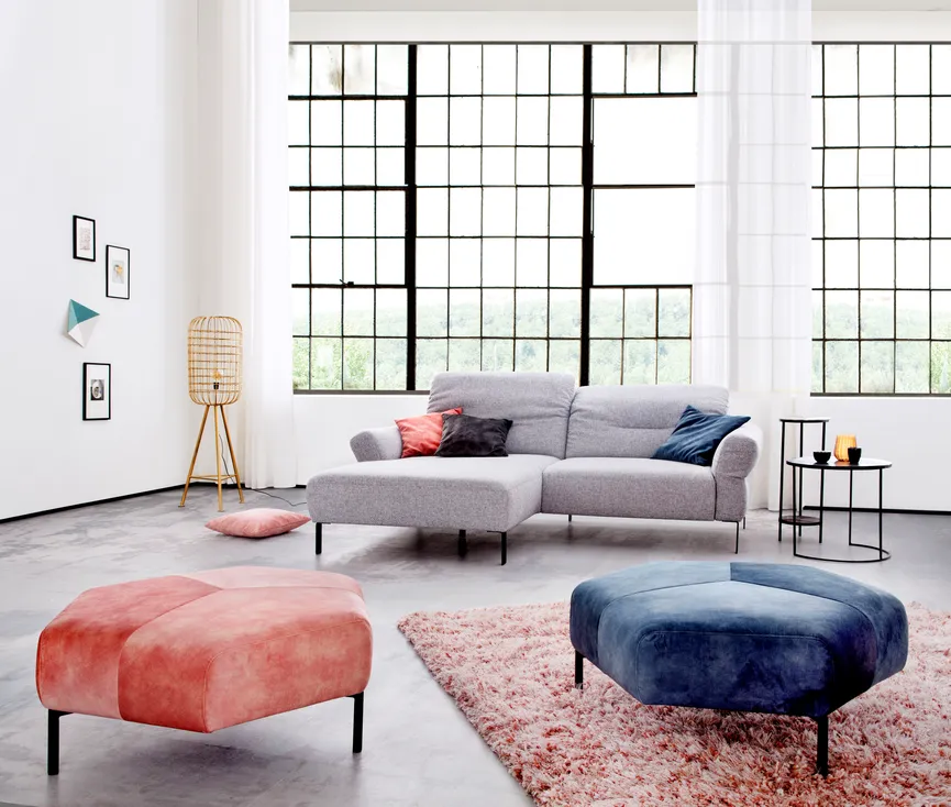 Poga Longchair links milieu