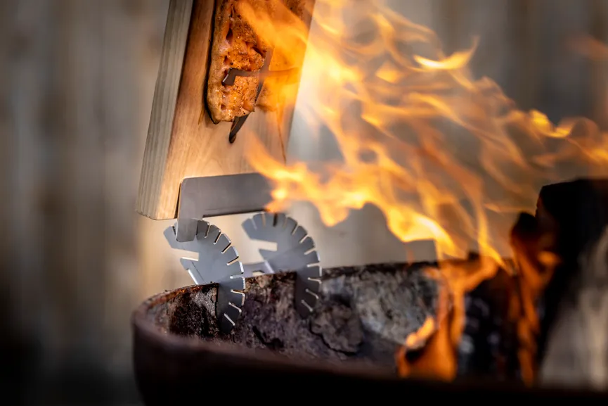 Flammlachsbrett Birke detail