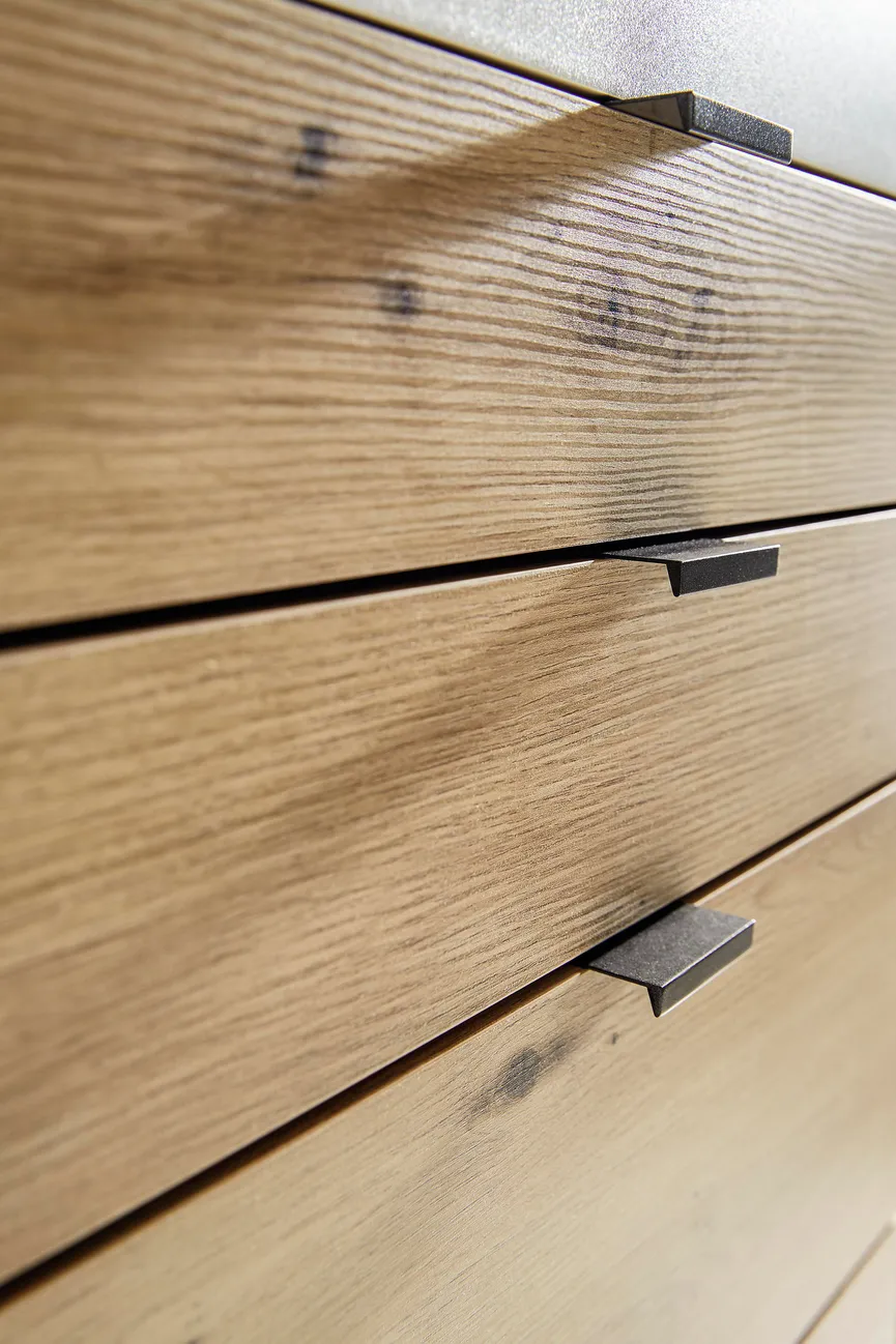 Drehtürenschrank detail