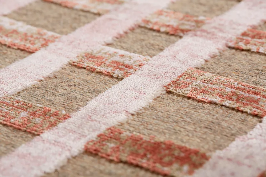 ** Verona Sand detail