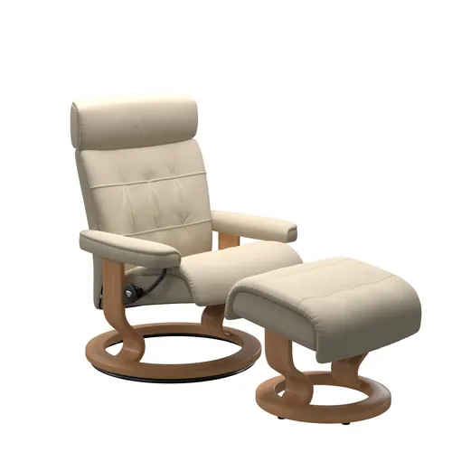 Sessel mit Hocker