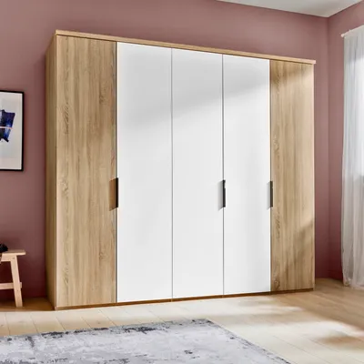 Kleiderschrank