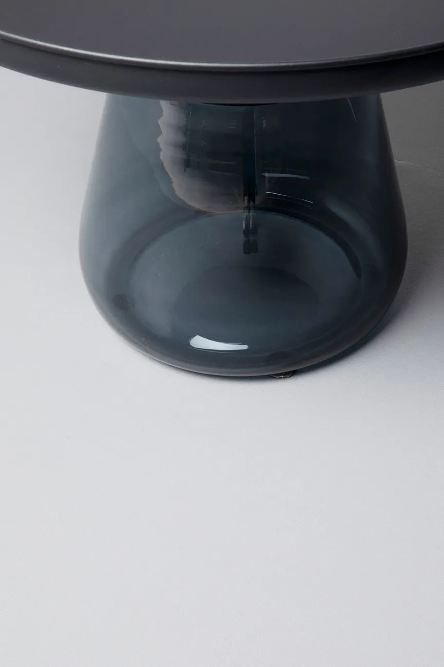 Beistelltisch detail