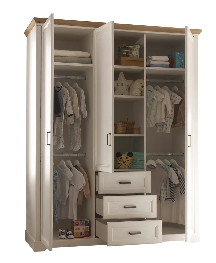 Kleiderschrank 3-trg. detail