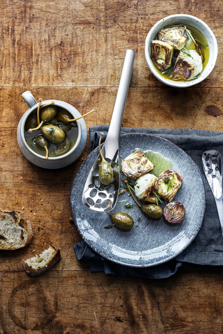 Servierlöffel Nuova Perf.groß milieu