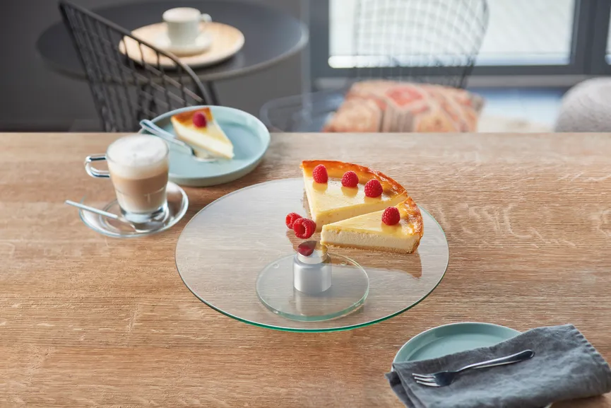 Tortenplatte "Turn" auf Fuß milieu