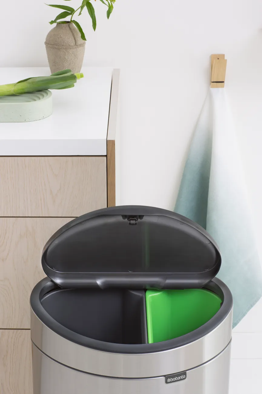 Touch Bin New Recycle 23/10 l detail