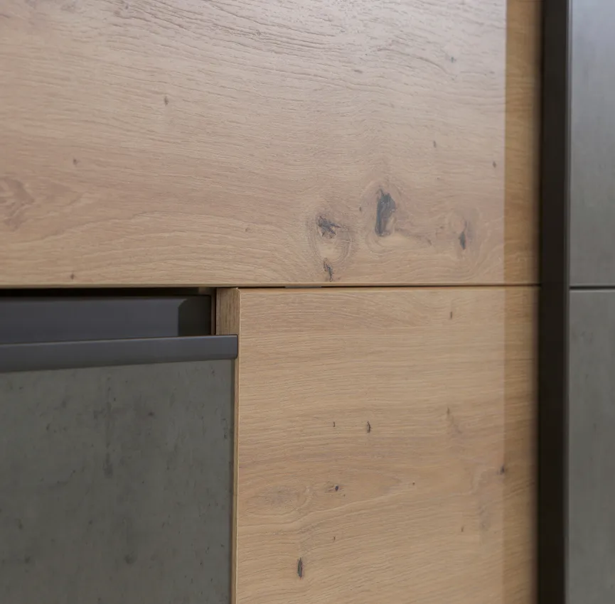 Schwebetürenschrank 2-trg. detail
