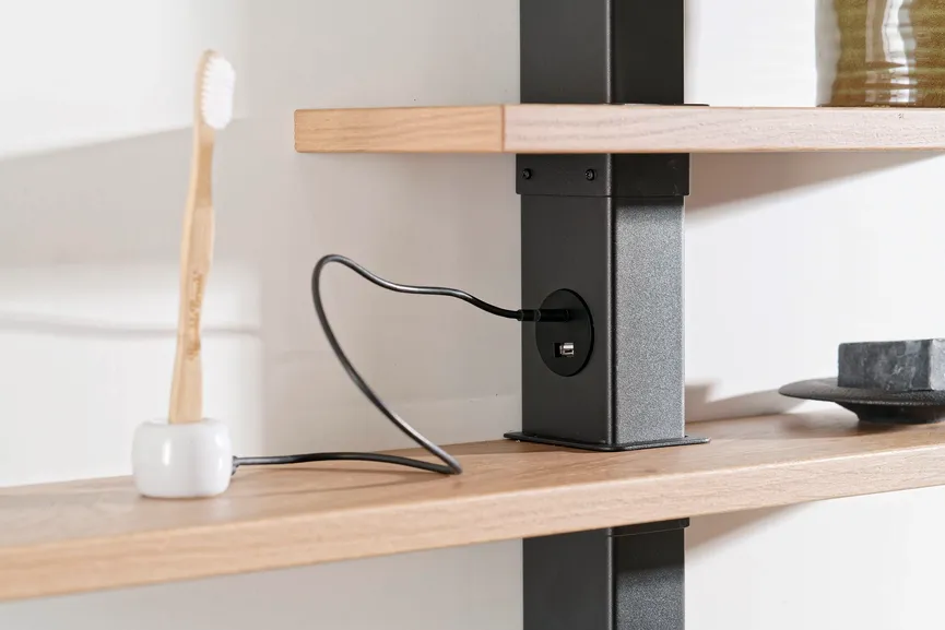 *Spiegelschrank detail