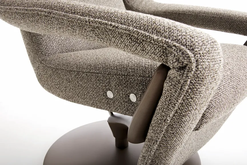 Sessel Yoko-1 DT bronziert detail