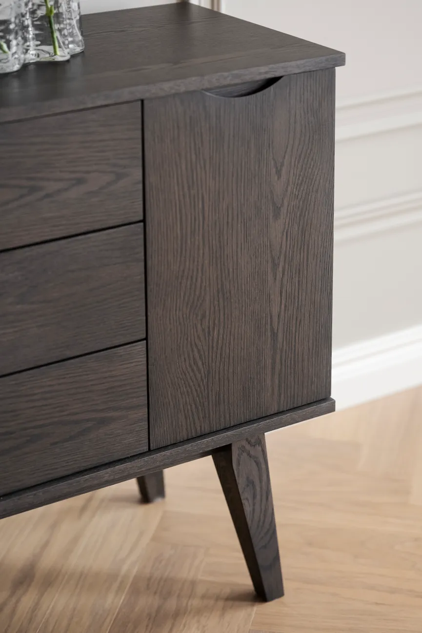 Sideboard 3-trg. detail