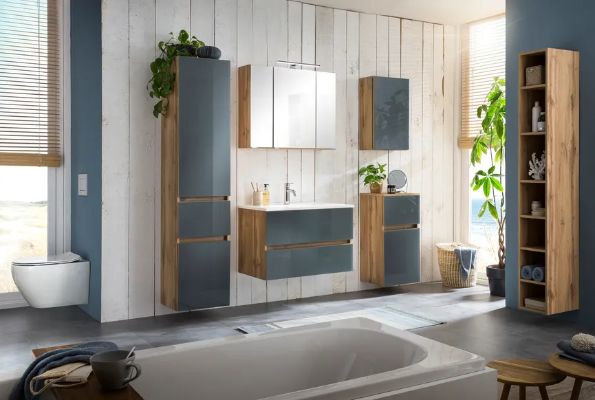 *Hochschrank milieu