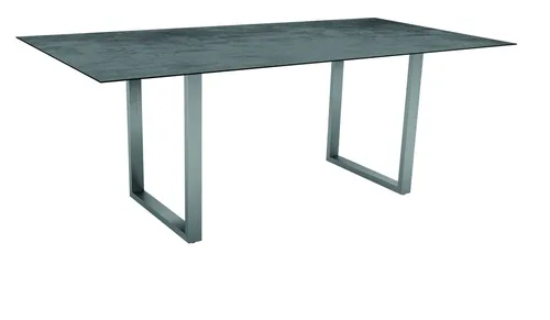 Gartentisch
