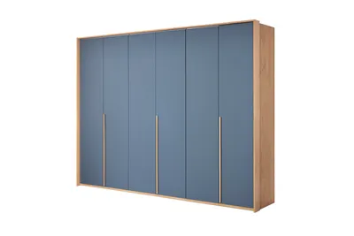 Kleiderschrank 